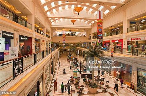 272 Dlf Emporio Mall Stock Photos and 